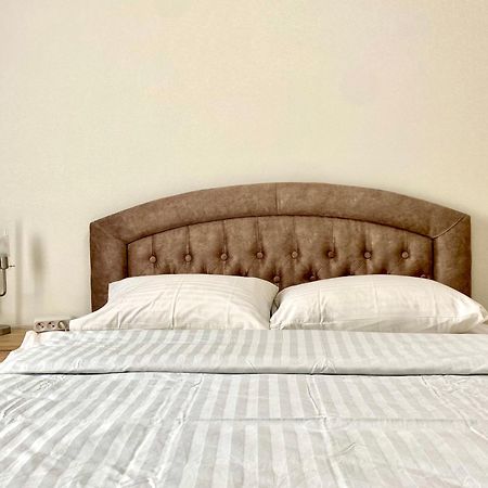 Apartpoltava Стильні 2-Кімн Апартаменти Біля Пд "Листопад" Закрита Парковка, Чек Прро المظهر الخارجي الصورة