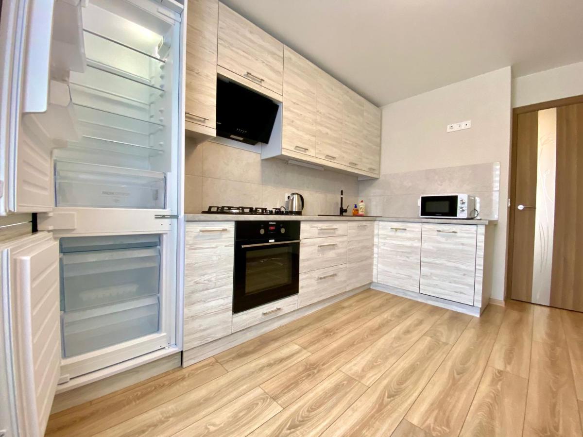 Apartpoltava Стильні 2-Кімн Апартаменти Біля Пд "Листопад" Закрита Парковка, Чек Прро المظهر الخارجي الصورة